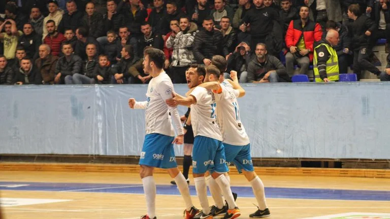 Mabetex Pristina ha dichiarato campione del Kosovo al calcio