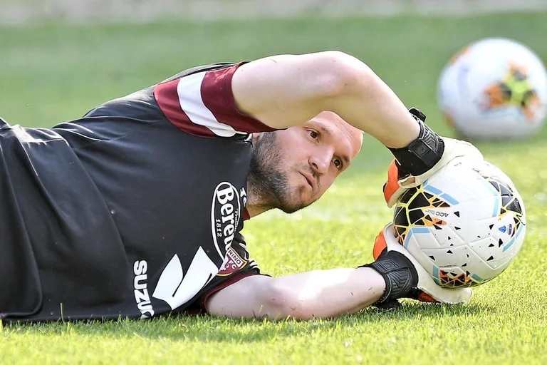 Official: Samir Wolfan's contract continues by August 31st