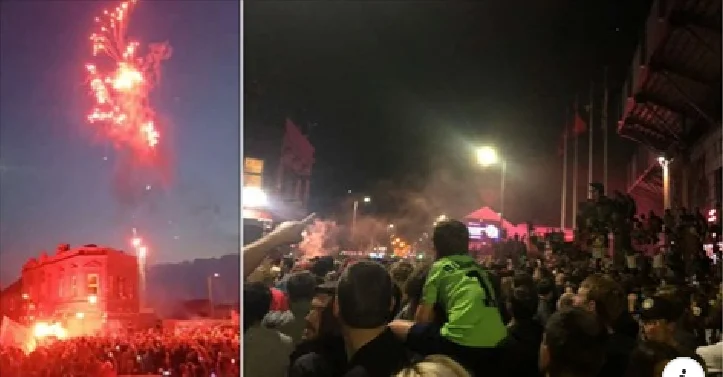Las escenas fuera de Inglaterra eran absolutamente épicas después de que Liverpool ganó el título