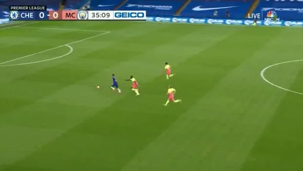 Chelsea raises up Liverpool fans in ecstasy, a fantastic visual goal against Man City