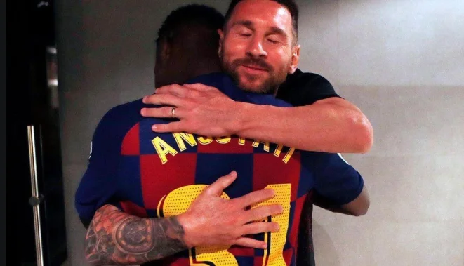 Le père d'Ansu Fate réagit : malgré les pêcheurs, il restera chez Barca.