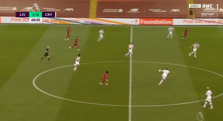 The goal that Liverpool just scored shows that it is currently the most dangerous team in the world to counterattacks