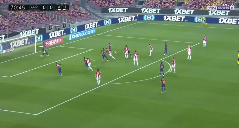 Silence broken in Camp Nou, Barcelona in der oberen Hand