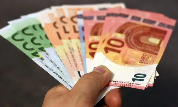 Ja sa para borxh morën kosovarët gjatë pandemisë
