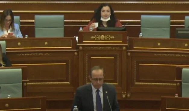 Le Premier ministre Hoti rend compte aujourd'hui au Parlement du dialogue avec la Serbie