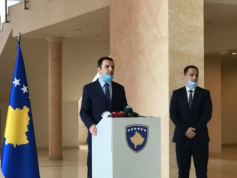 Takohet për herë të parë grupi i ekspertëve për vettingun, ShBA-ja e BE-ja do të jenë pjesë e procesit