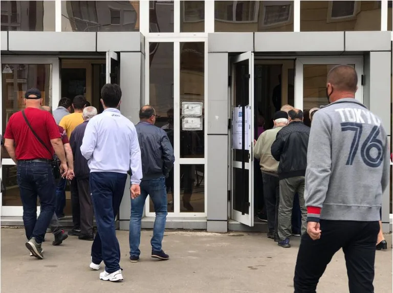 Kosova po shkel Kushtetutën duke lejuar zgjedhjet e Serbisë në veri