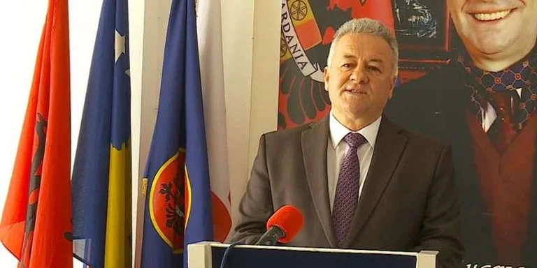 Sfarqa përkrah Mustafën për shkarkimin e Osmanit: Kur nuk e përkrahi liderin, nuk qëndroj në parti