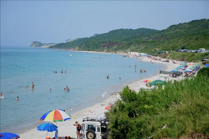 ​Ministri Klosi: Të bashkërendojmë turizmin për 12 muaj në Kosovë e Shqipëri