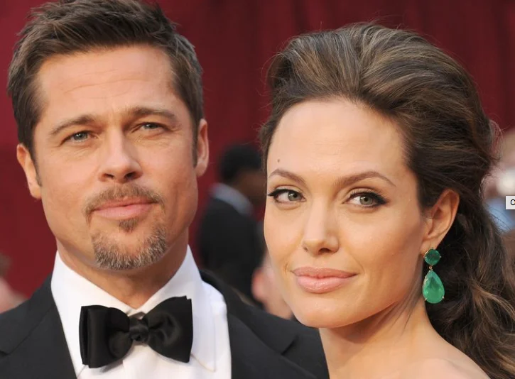 Si kurrë më parë, Angelina Jolie flet për arsyen e ndarjes nga Brad Pitt: E bëra për mirëqenien e fëmijëve