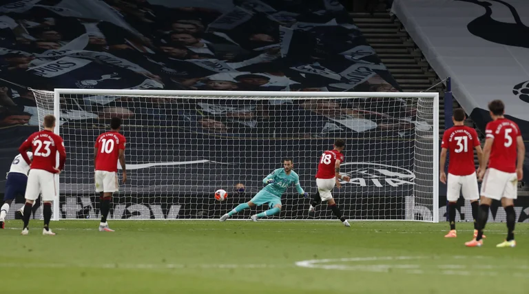 Man United hap prapa në luftën për top katërshe, ndalet me barazim nga Tottenhami