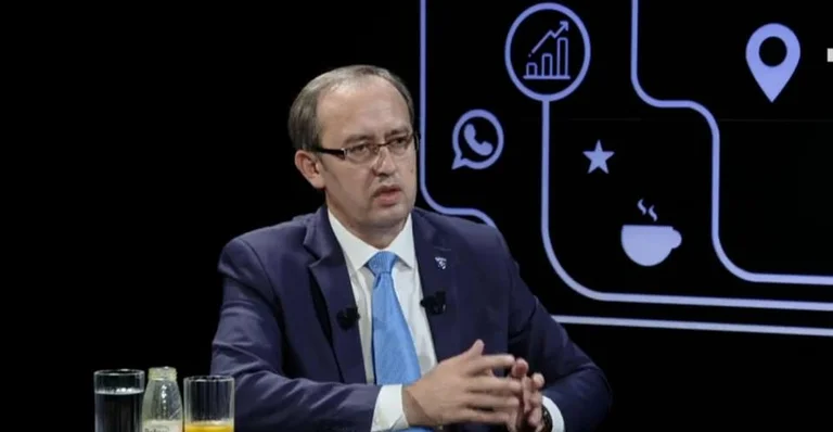 Hoti: Në takimin në Washington do të jenë dy presidentet dhe dy kryeministrat