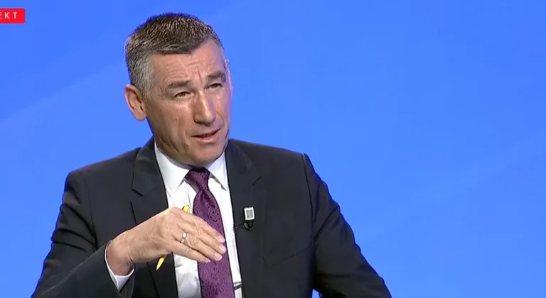 Veseli: Nuk dua luftë, por luftoj për vendin tim – nuk ka shkëmbime territoresh, nuk ka Kosovë pa Mitrovicë
