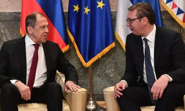 Vuçiq: Lavrov na dha informacione brengosëse, do të na bëjnë presion të madh për Kosovën