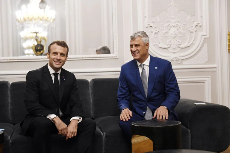 Macroni organizon samitin Kosovë-Serbi në Paris më 17 korrik