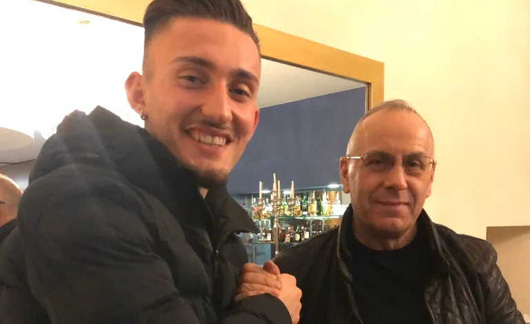E konfirmon babai: Super sulmuesi e ka zgjedhur Kosovën