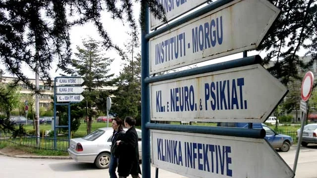 Drejtoresha e Klinikës Endokrinologjike në QKUK, del pozitiv në koronavirus