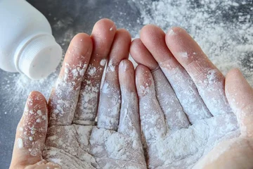 I'll give you a chance to get rid of these four annoying problems with baby powders.