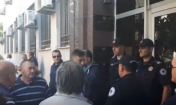 Tentohet një puç i ri në Mal të Zi, njësia speciale del në rrugë