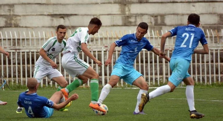Light in Search of Victory for First Position, Official formations Released