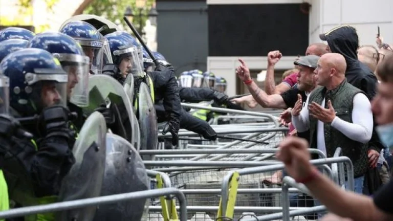 Protests in London, demonstrators clash with police