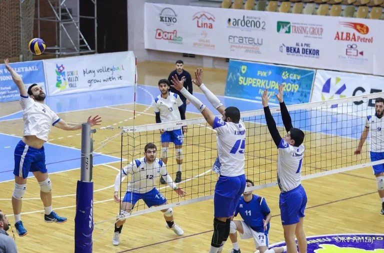 Der Volley Race beginnt