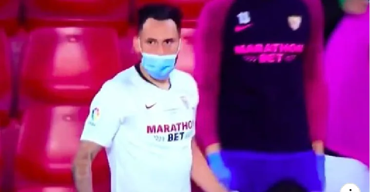 Seville's player was brutally mocked by the rules of distance after marking against Betis