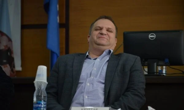 Ahmeti mocks Paul Lekane: Er bedeutete, dass Kurti die weibliche “ = feminist”