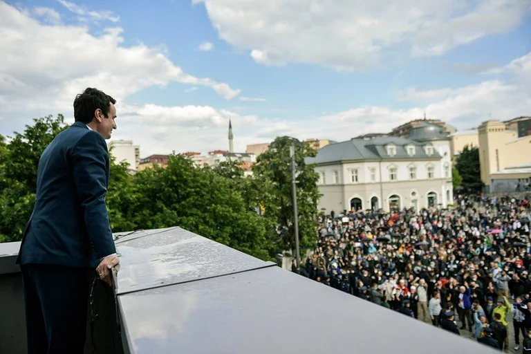 Vetevendosje Torna a Piazza