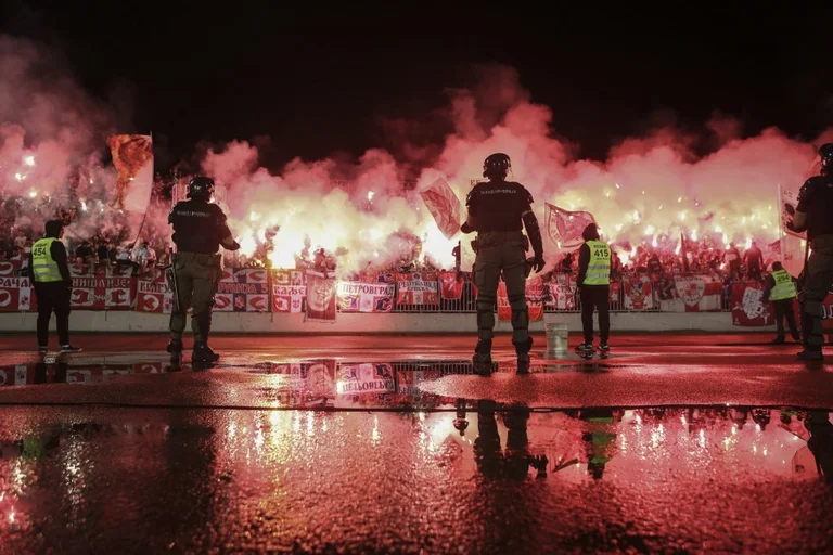 There are 20 thousand fans in the stadium who forget the rules of distance