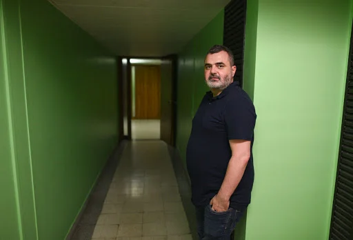 Acusaciones de la compañía en el tribunal por tener un trabajo aburrido, ganar 400.000 euros