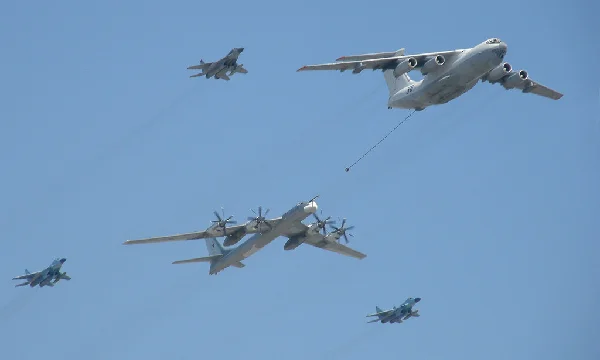 Tensions in Alaska, American shooters halt Russian bombers