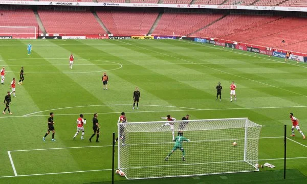 Arsenal es derrotado por el club de segunda clase