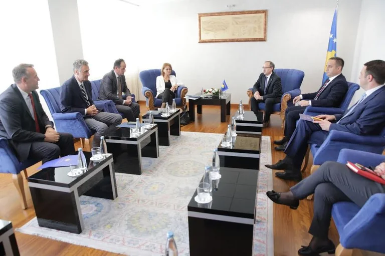 Hoti met representatives of judicial, prosecutorial system institutions