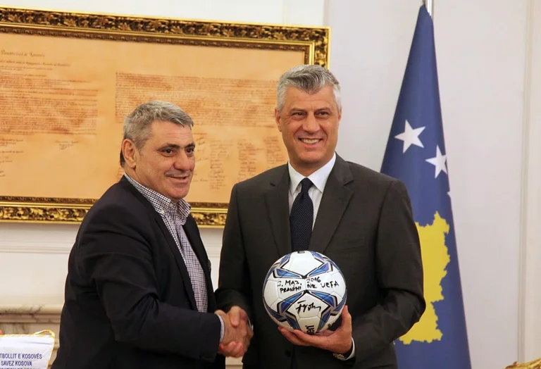 Thaci per Voker: L'amore per il calcio è diventato un contributo vitale al Kosovo