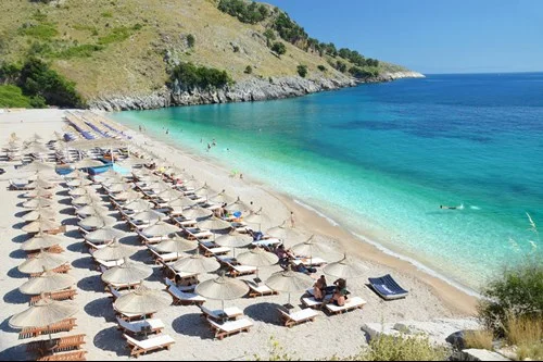 Despite Avid-19, many Kosovars are planning to spend holidays in Albania