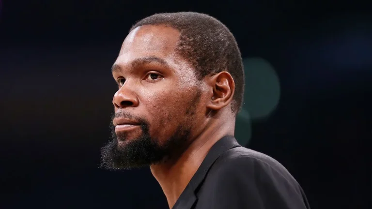 Durant spricht von George Floyds Mord
