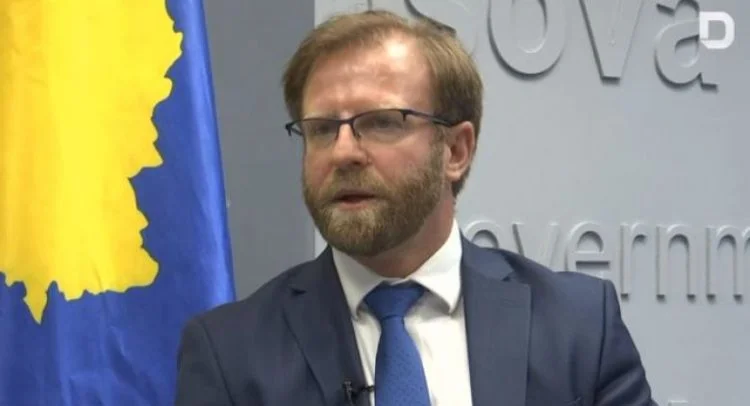 Haki Abazi i mllefosur: Nuk i ka numrat qeveria ilegale e Thaçit