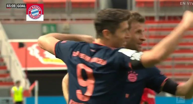 Il duo Mueller Lewandowski non può essere fermato, Bayerni segna il quarto gol