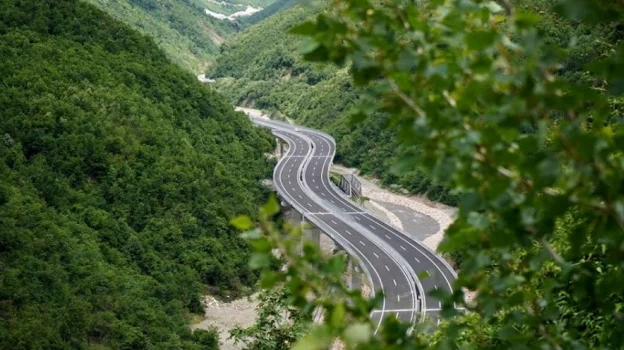 Today, circulation is prohibited on a five-way “Arba Xhaferi”