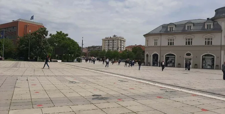 I biejnë pishman: Nuk mbahet protesta e thirrur në rrjetet sociale kundër vendimit të Kushtetueses
