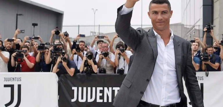 Epoka e rrjeteve sociale: Cristiano Ronaldo fiton më shumë nga Instagrami sesa nga paga e tij si futbollist i Juventusit
