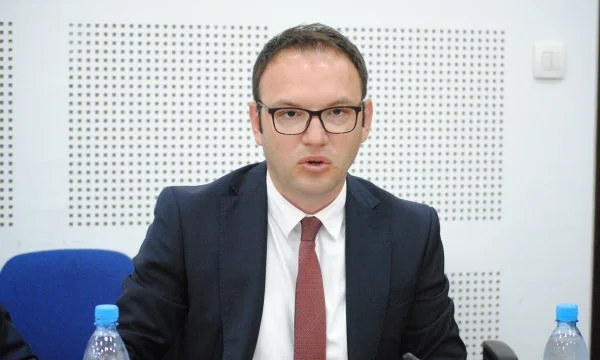 Drejtori i AKI-së, Kreshnik Gashi raporton në Komision për sigurinë gjatë pandemisë