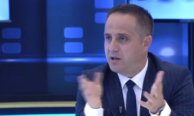 Zv.kryeministri Selmanaj përqesh Kurtin: S’ka me neve “Vjen Elezi, shkon Lumezi” e kësi