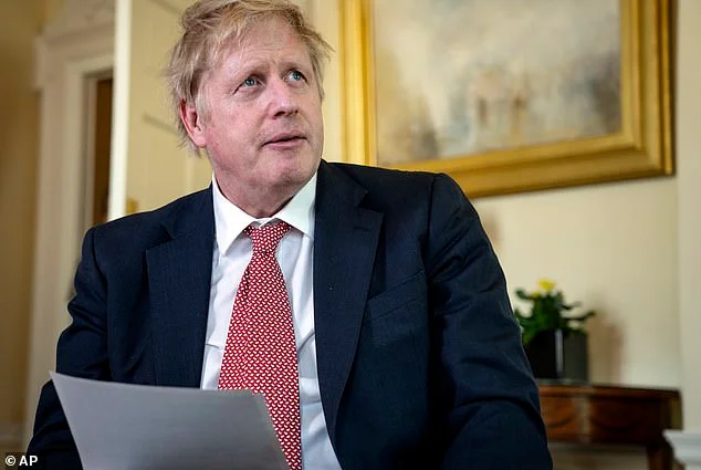 Dyshohet se kryeministri Boris Johnson mund të jetë infektuar sërish me koronavirus: Sëmuret sekretari