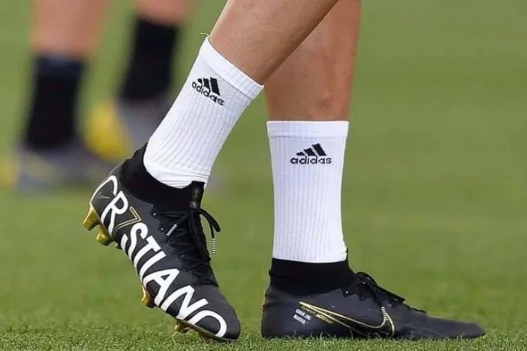 Ronaldo me atlete të reja të versionit ‘rugby’ – për goditje më të fortë
