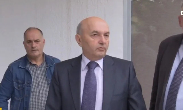 Mustafa për Vjosa Osmanin: Sot me LDK-në janë ata që e duan LDK-në
