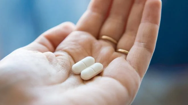 Qesh mirë ai që qesh i fundit: Ibuprofeni testohet si trajtim për Koronavirusin