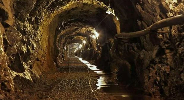 Pas mesnate pritet të nxirren trupat e pajetë të minatorëve në Artanë