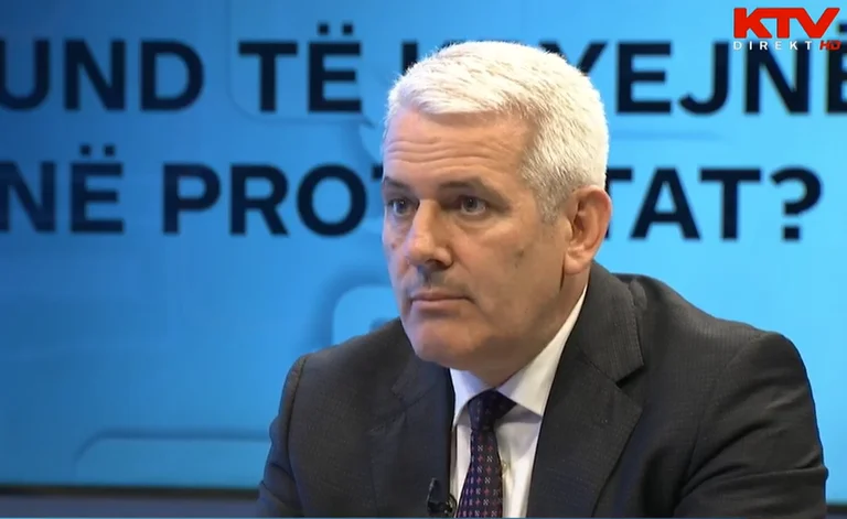 Sveçla: Presidenti dhe Kushtetuesja na e sabotuan punën – E kritikon edhe Prokurorinë